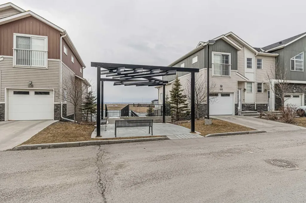 535 Redstone View NE Calgary AB T3N 0M0