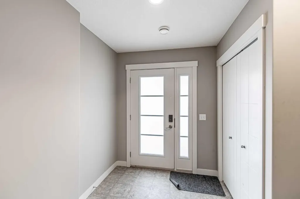 535 Redstone View NE Calgary AB T3N 0M0
