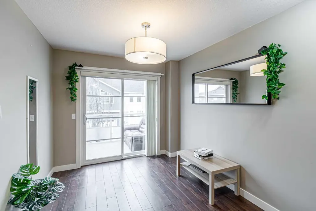 535 Redstone View NE Calgary AB T3N 0M0