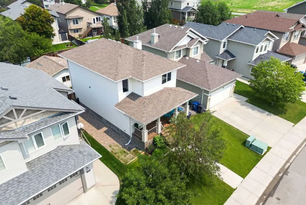 109 Couleesprings Way S Lethbridge AB T1K 4T3