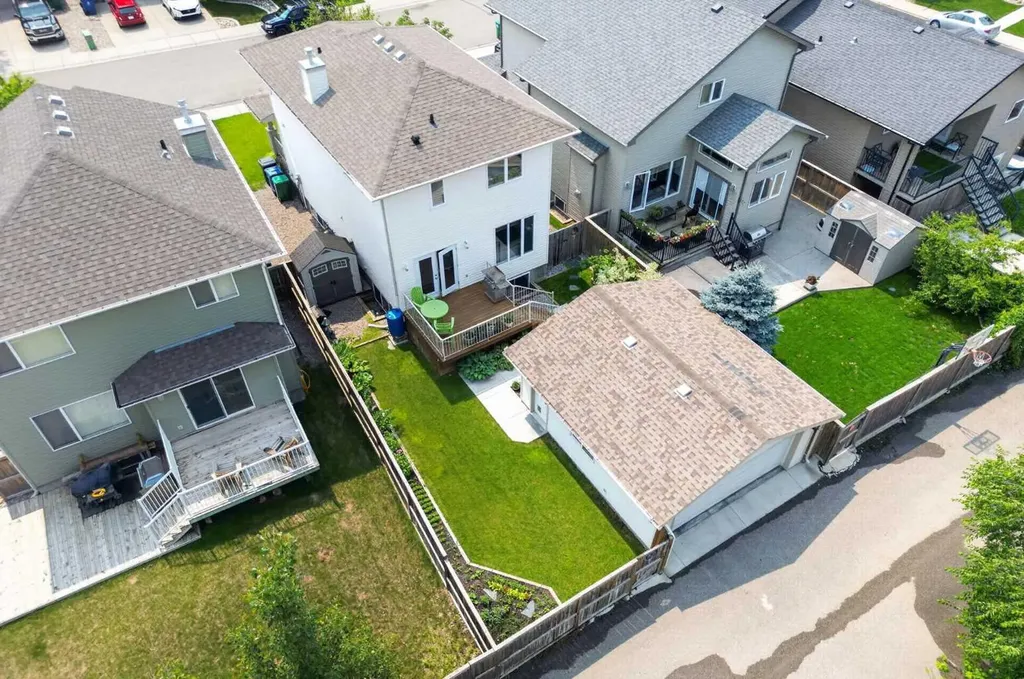 109 Couleesprings Way S Lethbridge AB T1K 4T3