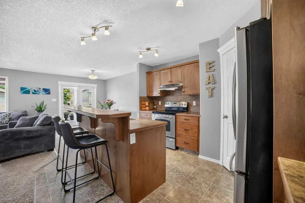 109 Couleesprings Way S Lethbridge AB T1K 4T3