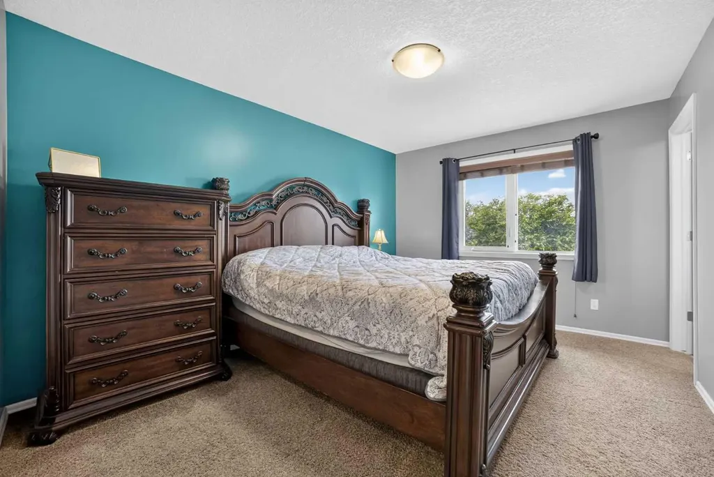109 Couleesprings Way S Lethbridge AB T1K 4T3