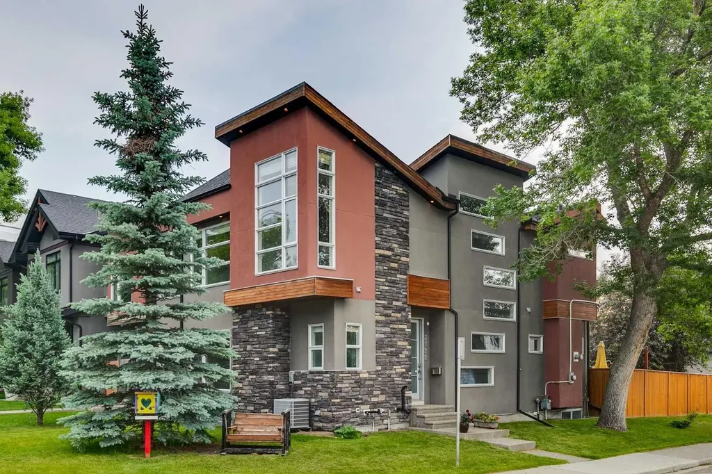 3722 7 Avenue NW Calgary AB T2N5A3
