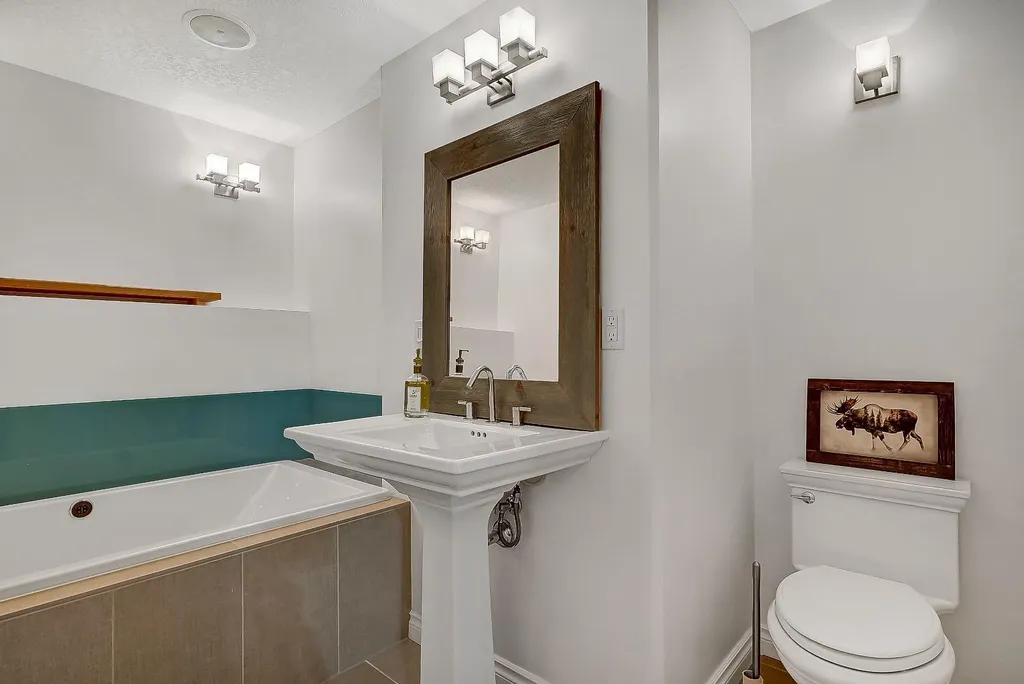 8842 115 Avenue Grande Prairie AB T8X 0A7