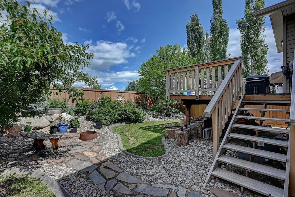 8842 115 Avenue Grande Prairie AB T8X 0A7