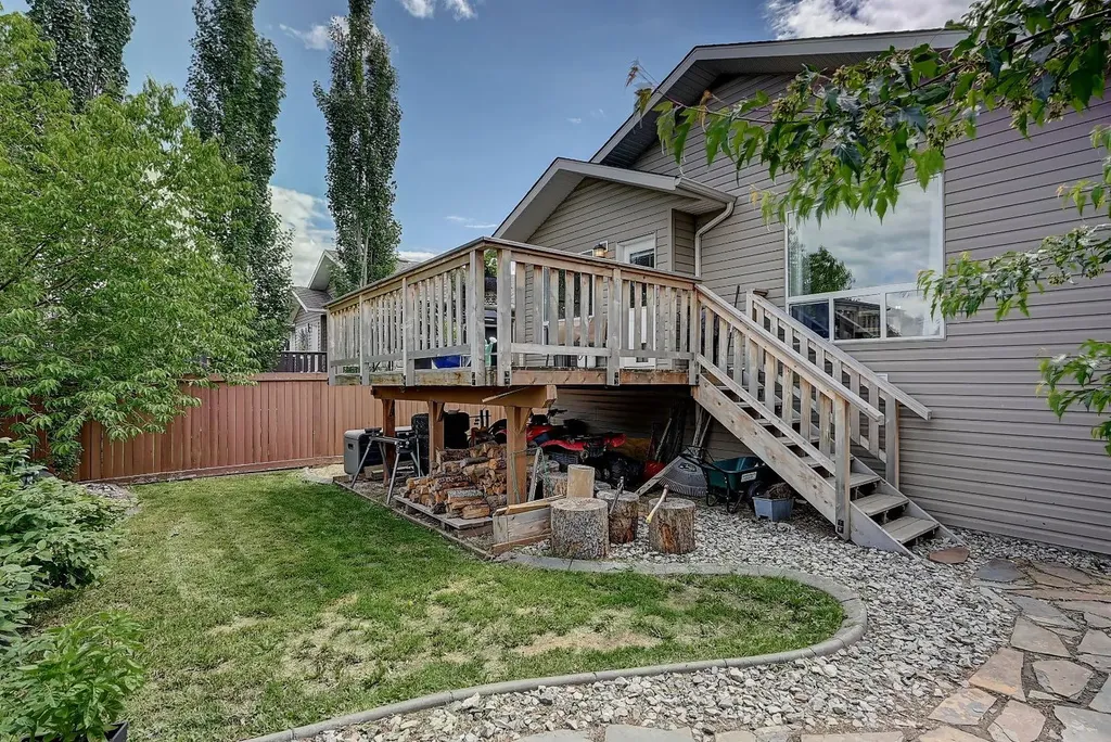 8842 115 Avenue Grande Prairie AB T8X 0A7