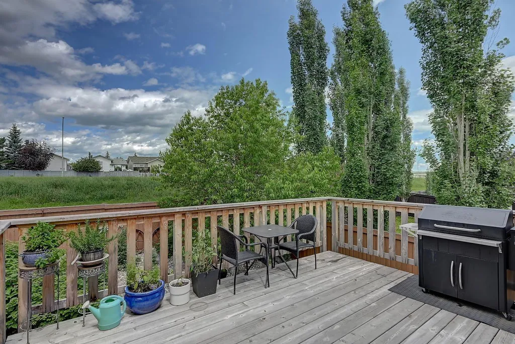8842 115 Avenue Grande Prairie AB T8X 0A7