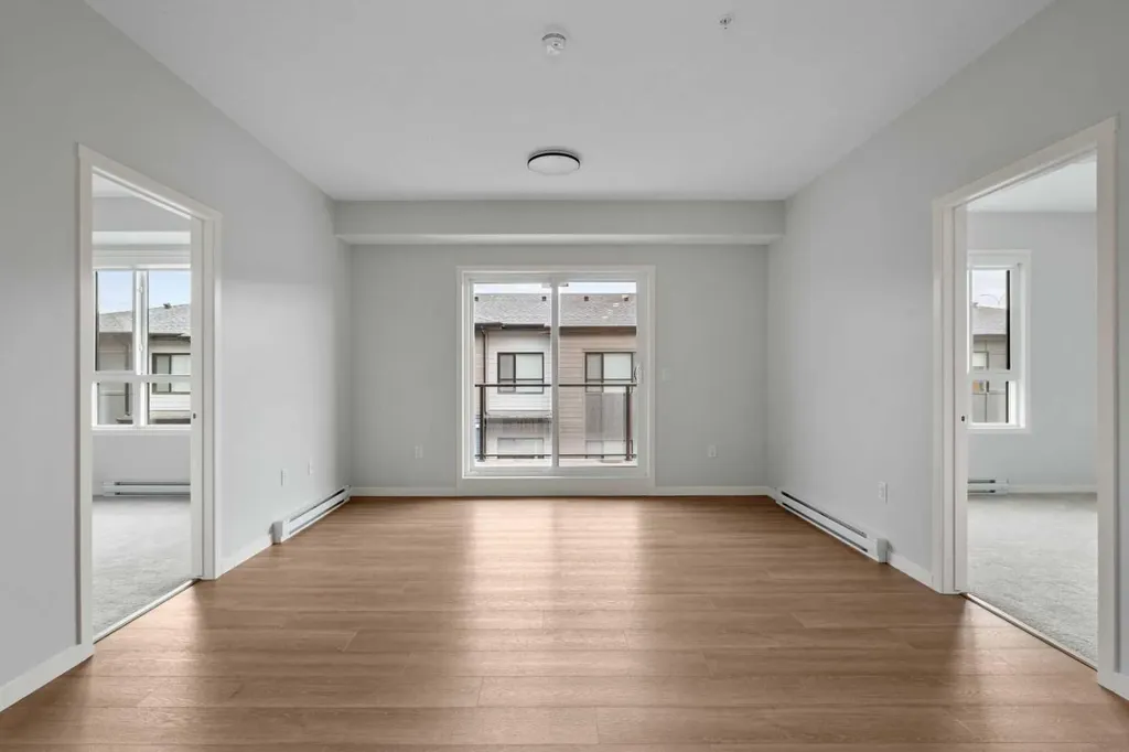 42 Cranbrook Gardens SE Calgary AB T3M3P9