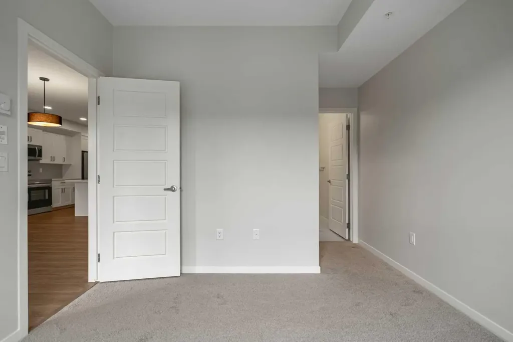 42 Cranbrook Gardens SE Calgary AB T3M3P9