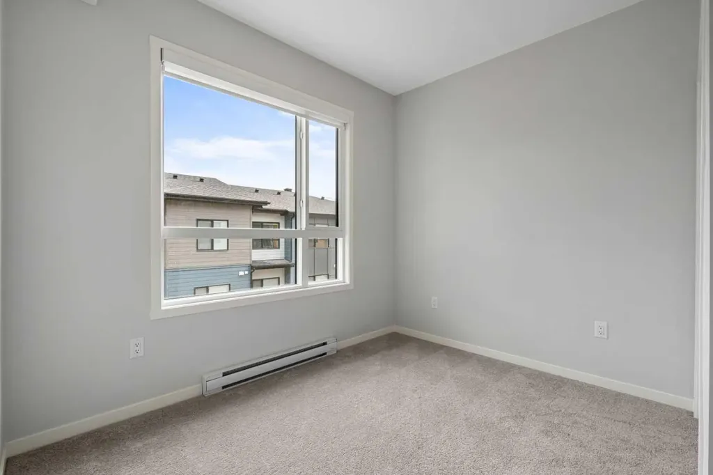 42 Cranbrook Gardens SE Calgary AB T3M3P9