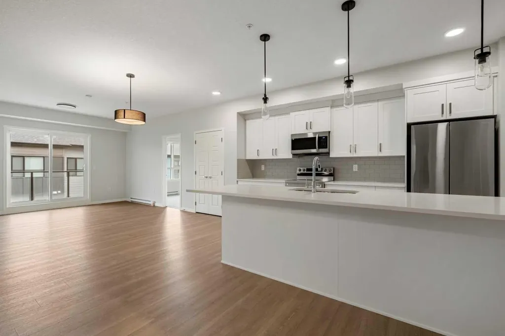 42 Cranbrook Gardens SE Calgary AB T3M3P9