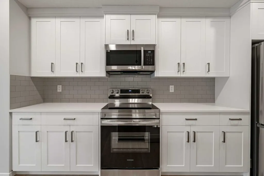 42 Cranbrook Gardens SE Calgary AB T3M3P9