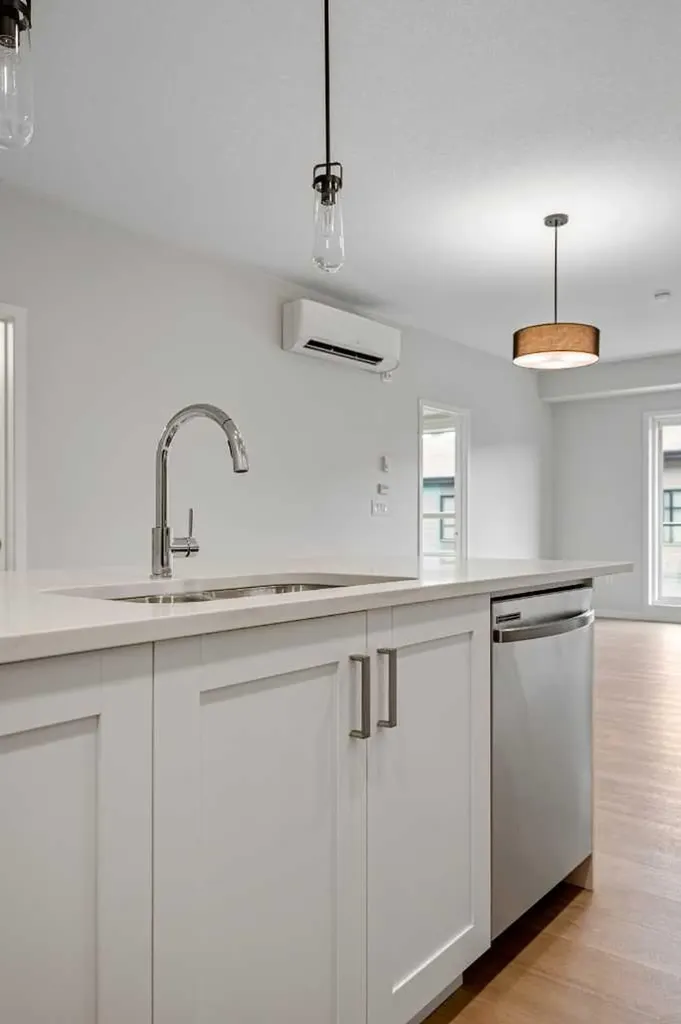 42 Cranbrook Gardens SE Calgary AB T3M3P9