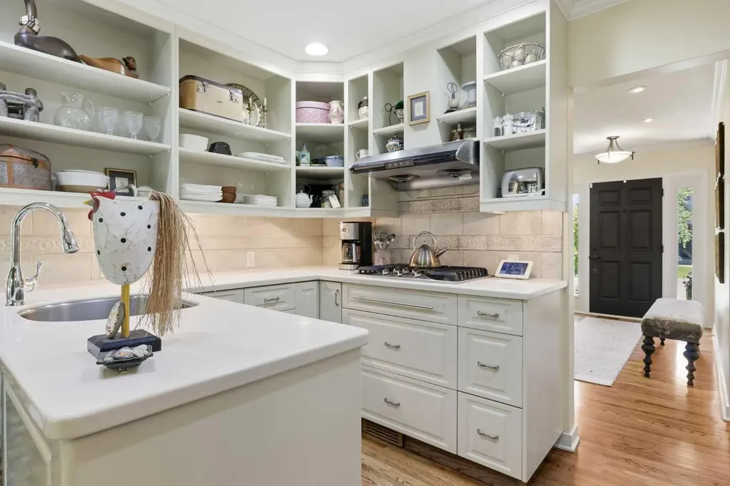 1415 21a Street NW Calgary AB T2N 2M5