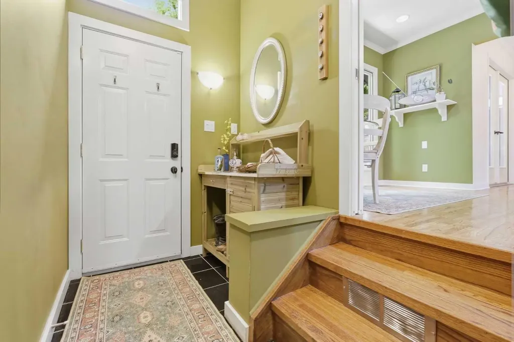 1415 21a Street NW Calgary AB T2N 2M5