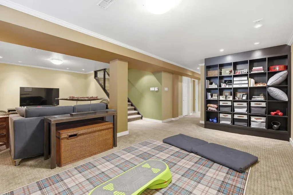 1415 21a Street NW Calgary AB T2N 2M5