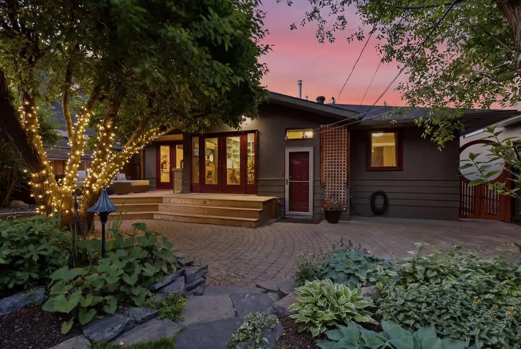 1415 21a Street NW Calgary AB T2N 2M5