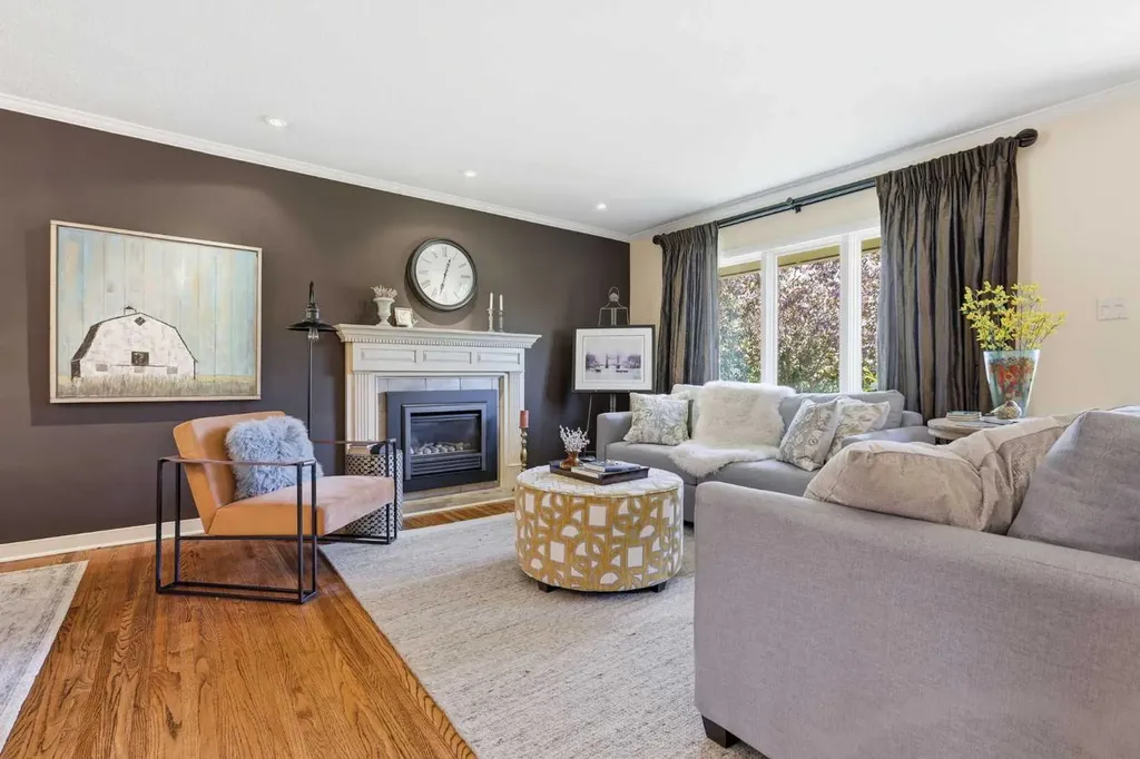 1415 21a Street NW Calgary AB T2N 2M5