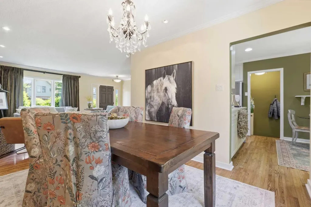 1415 21a Street NW Calgary AB T2N 2M5