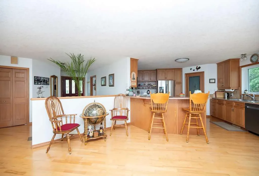 412 Willow Drive Sunset Beach AB T9S 1R6