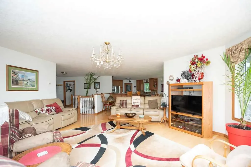 412 Willow Drive Sunset Beach AB T9S 1R6