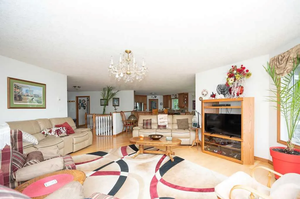 412 Willow Drive Sunset Beach AB T9S 1R6