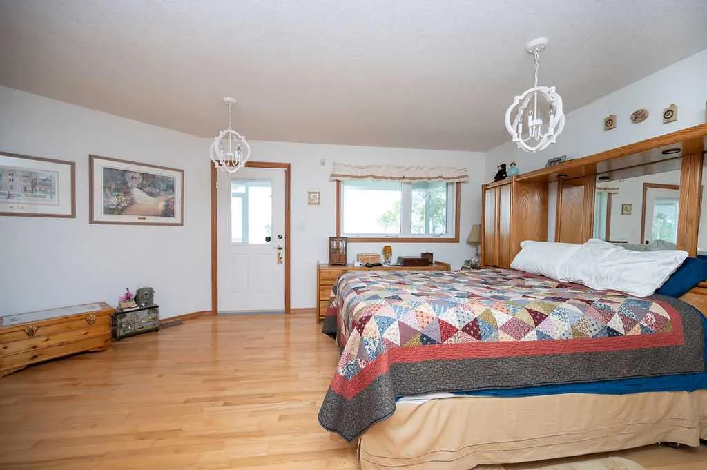 412 Willow Drive Sunset Beach AB T9S 1R6