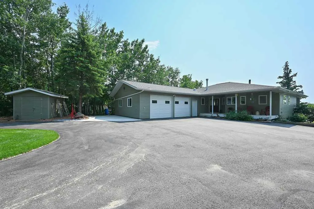 412 Willow Drive Sunset Beach AB T9S 1R6