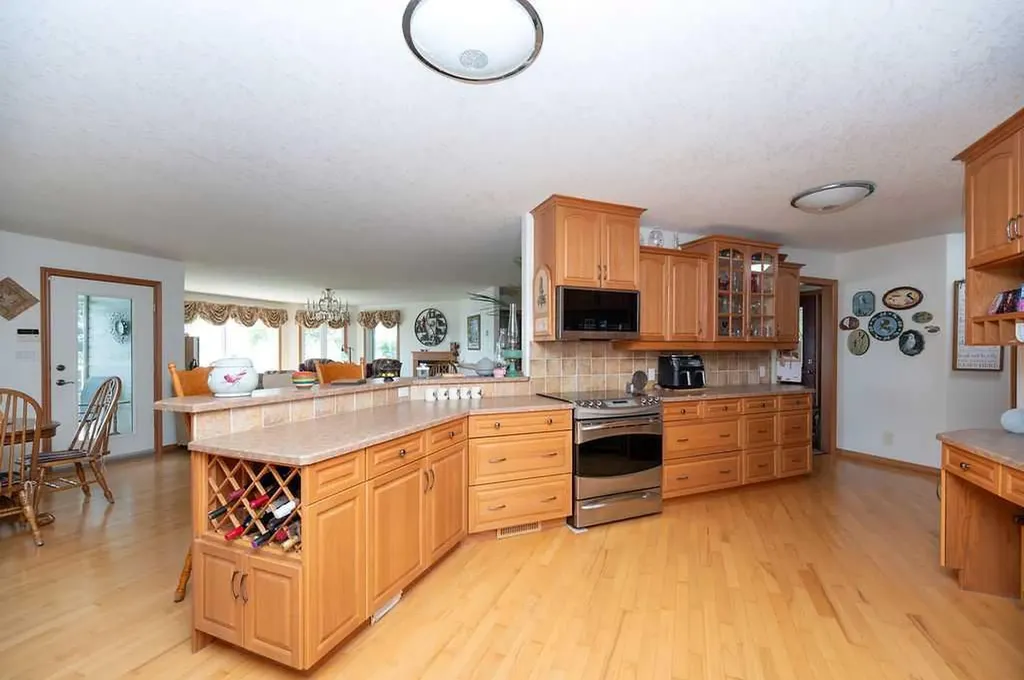 412 Willow Drive Sunset Beach AB T9S 1R6
