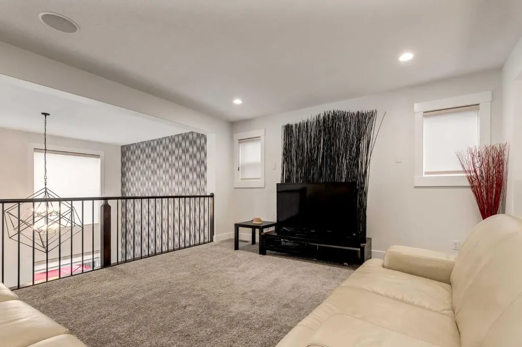 104 Auburn Shores Way SE Calgary AB T3M1T5