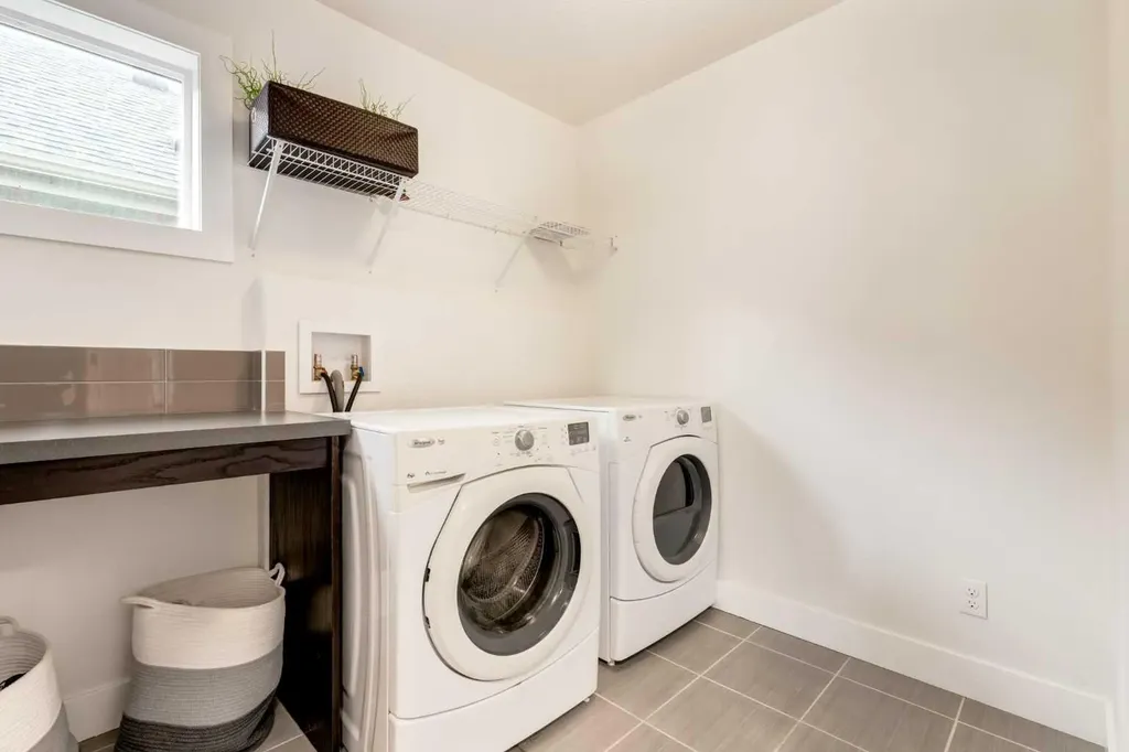 104 Auburn Shores Way SE Calgary AB T3M1T5