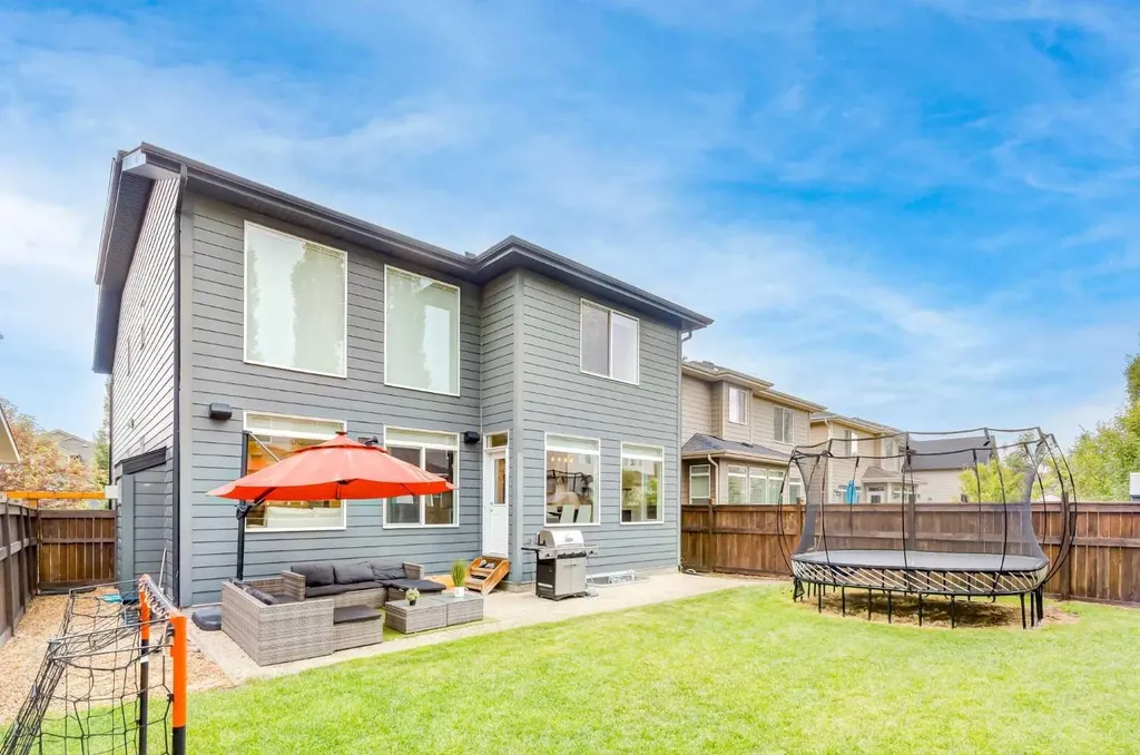 104 Auburn Shores Way SE Calgary AB T3M1T5