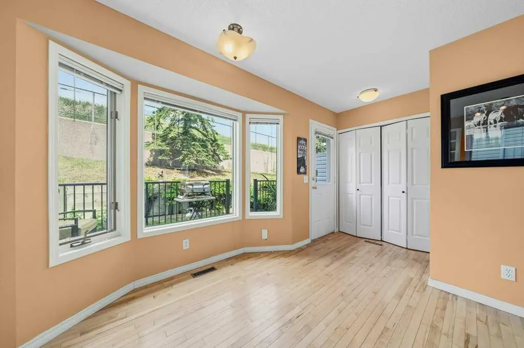 68 Patina Point SW Calgary AB T3H 3J7