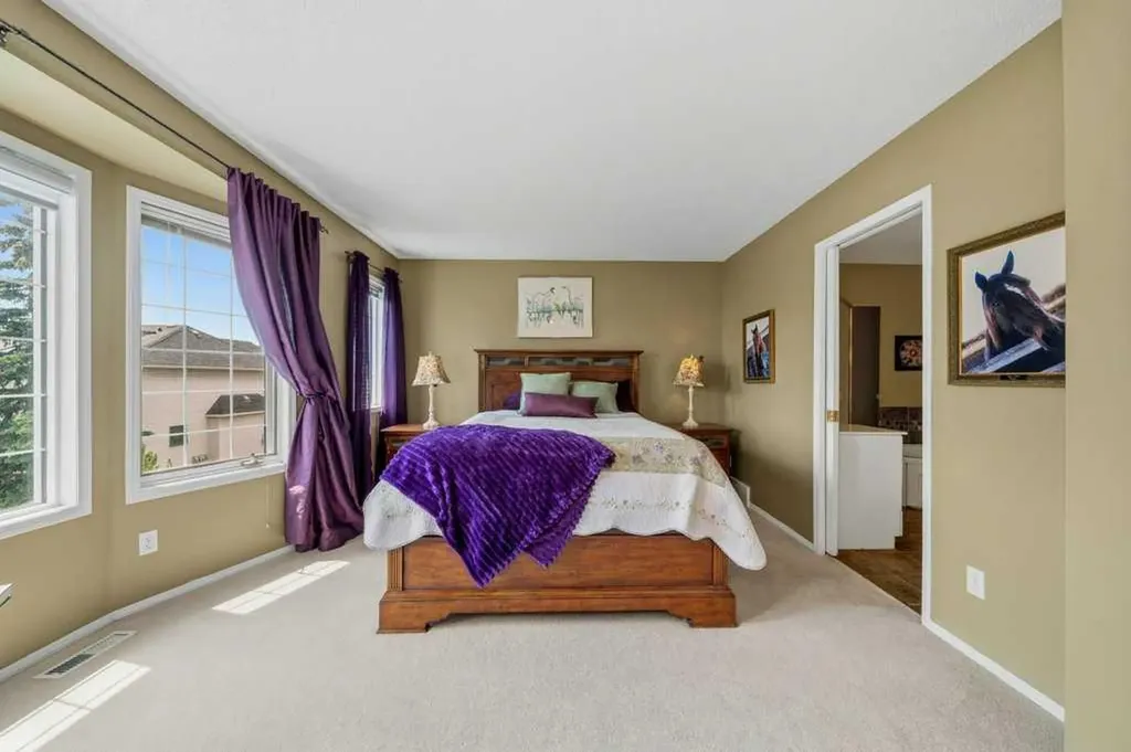 68 Patina Point SW Calgary AB T3H 3J7