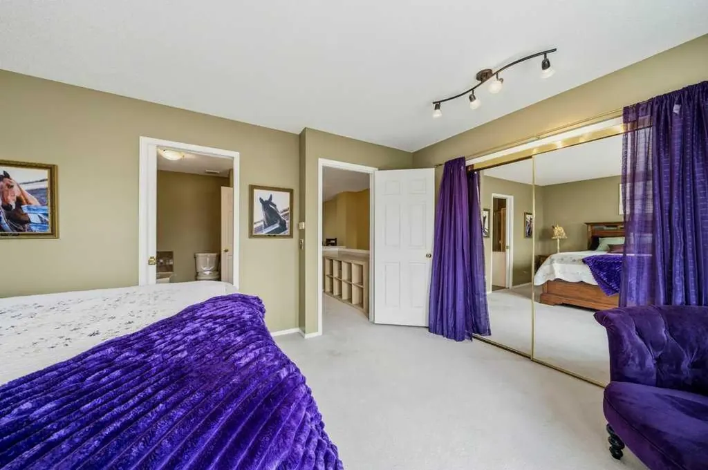 68 Patina Point SW Calgary AB T3H 3J7
