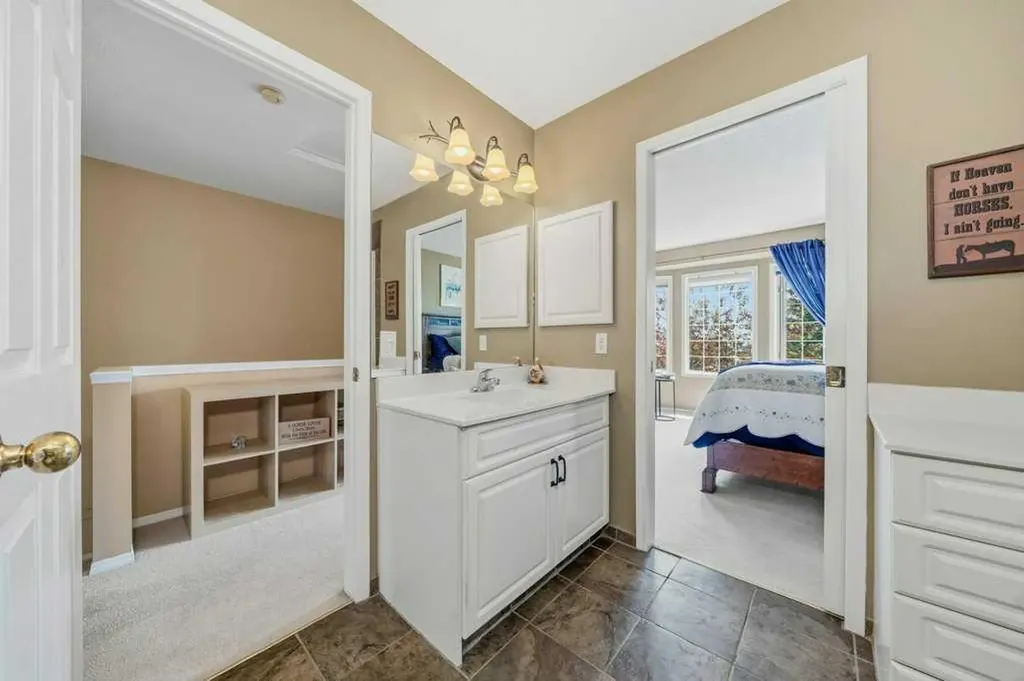 68 Patina Point SW Calgary AB T3H 3J7