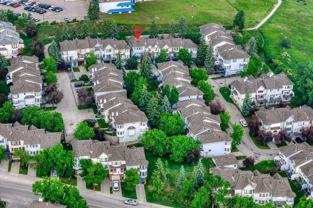 68 Patina Point SW Calgary AB T3H 3J7