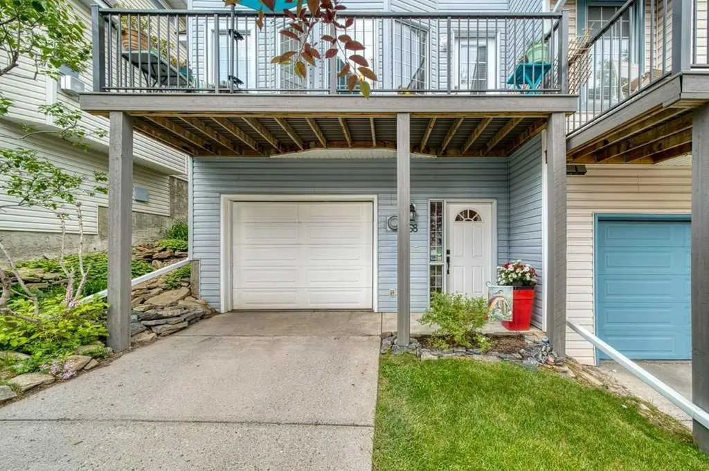 68 Patina Point SW Calgary AB T3H 3J7
