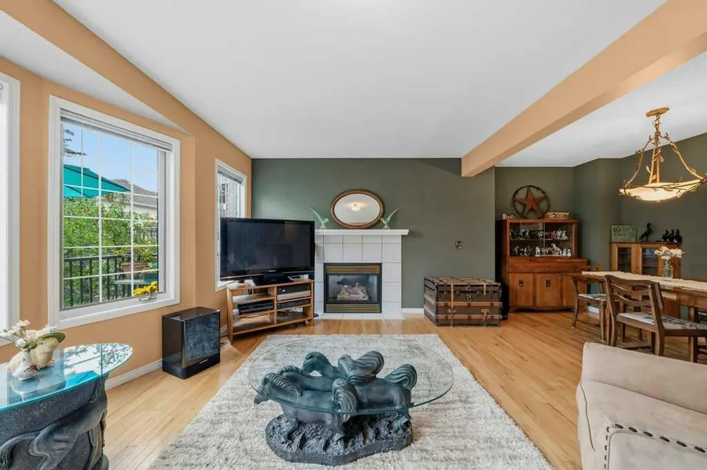 68 Patina Point SW Calgary AB T3H 3J7