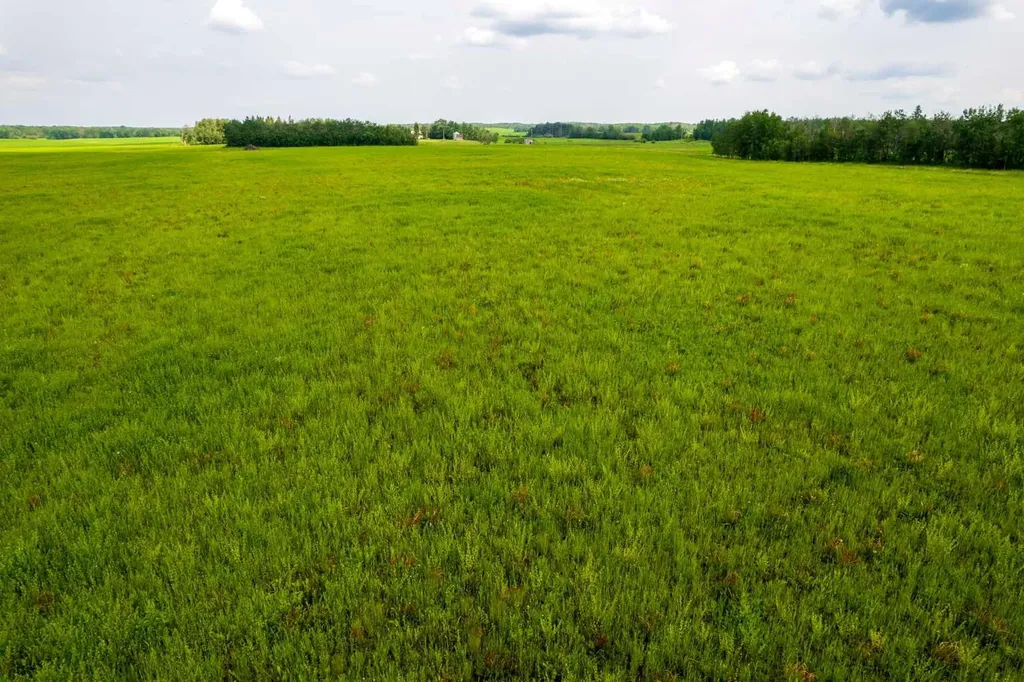 Range Road 205 Rural Strathcona County AB T8L 3Z1