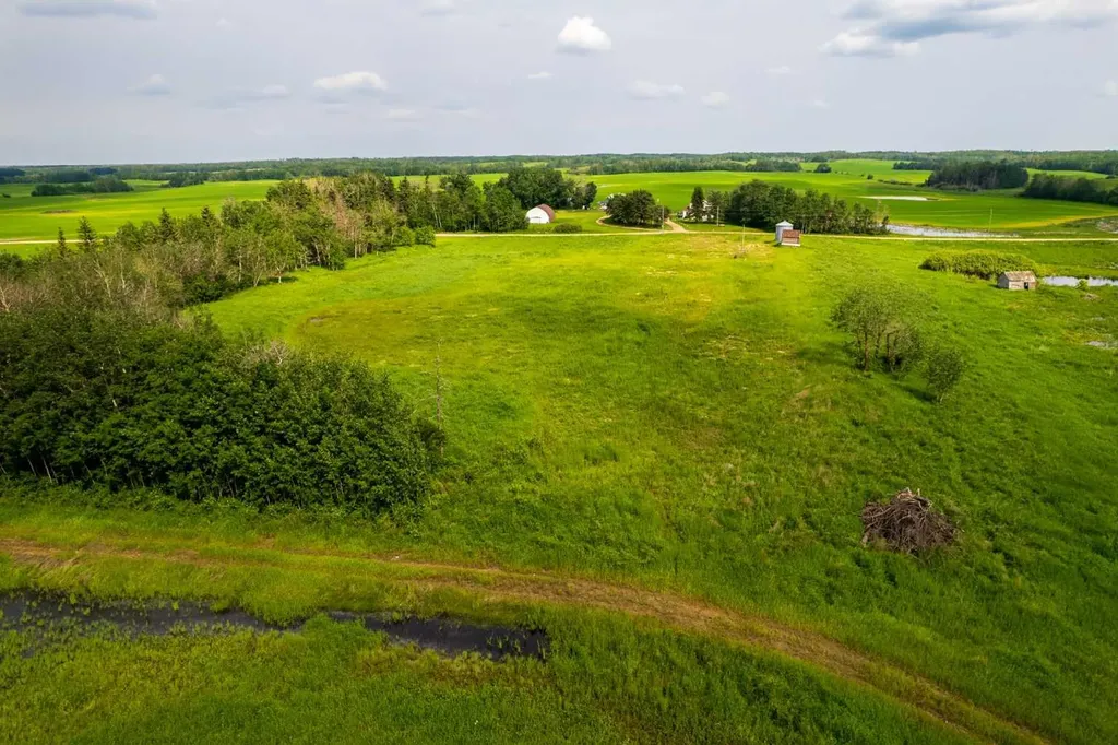Range Road 205 Rural Strathcona County AB T8L 3Z1