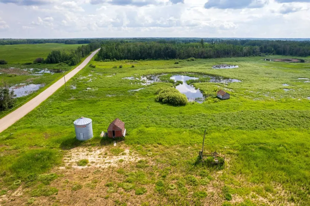 Range Road 205 Rural Strathcona County AB T8L 3Z1