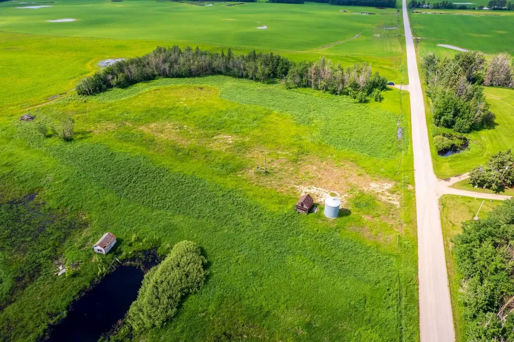 Range Road 205 Rural Strathcona County AB T8L 3Z1