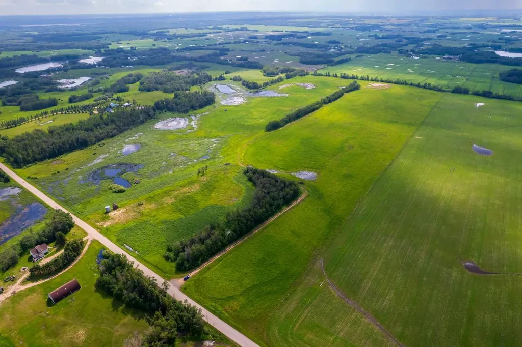 Range Road 205 Rural Strathcona County AB T8L 3Z1