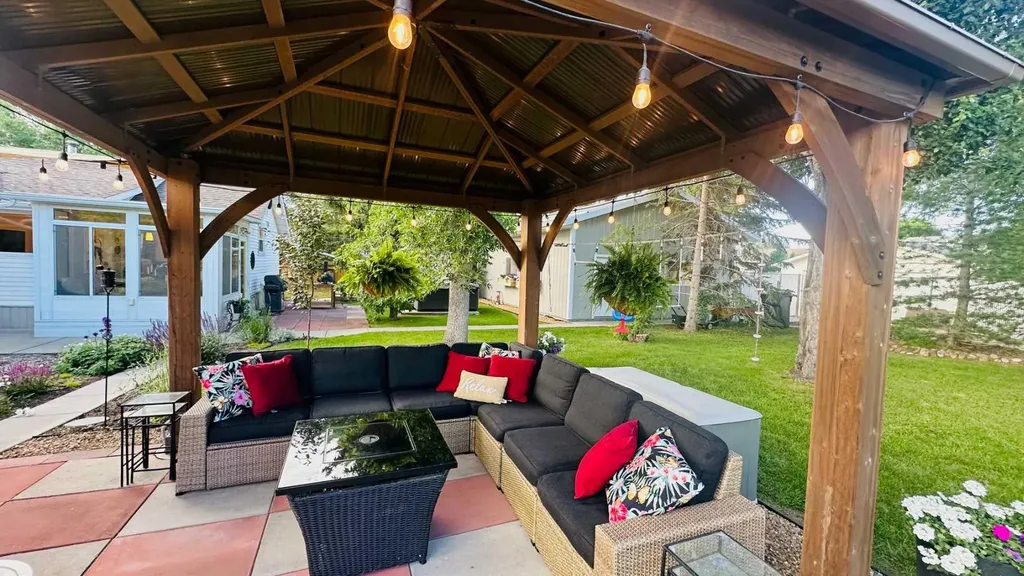104 24 Street NW Street Drumheller AB T0J0Y1