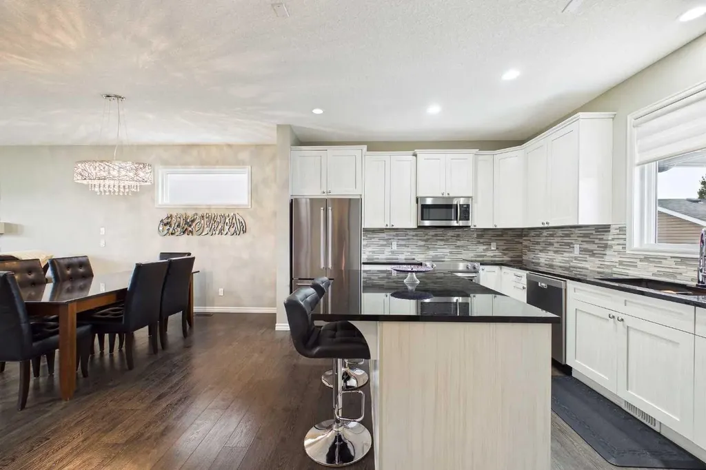 83 Redstone Gardens NE Calgary AB T3N 0J8