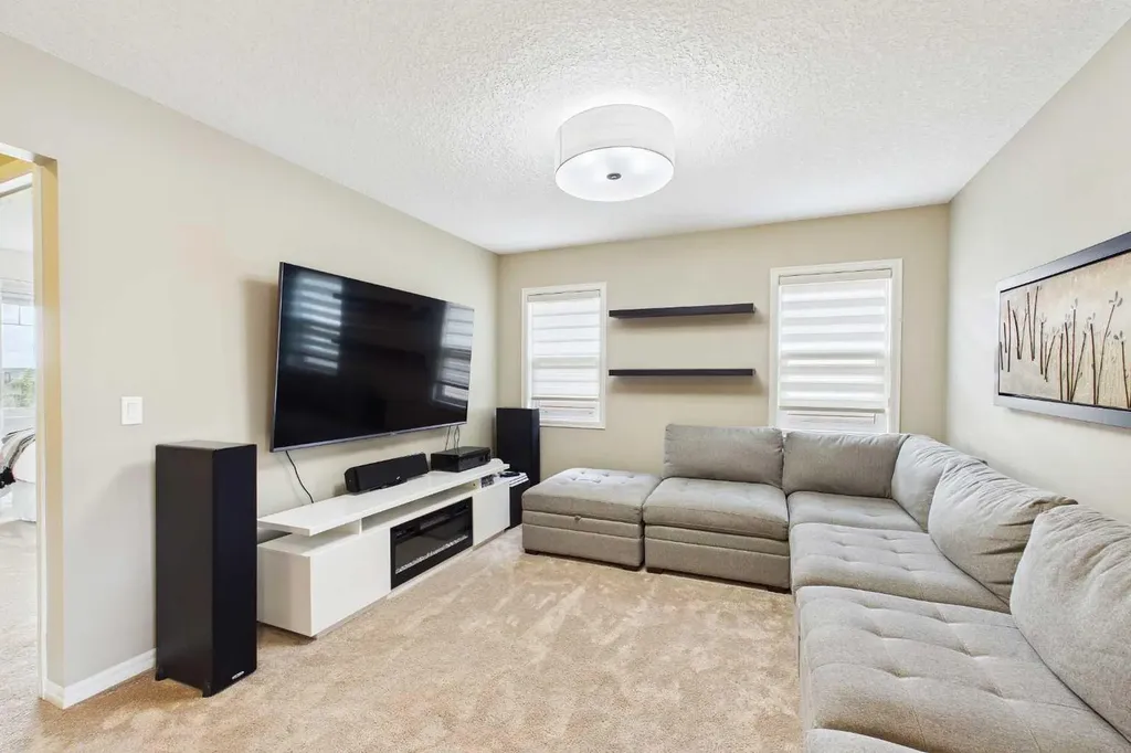 83 Redstone Gardens NE Calgary AB T3N 0J8