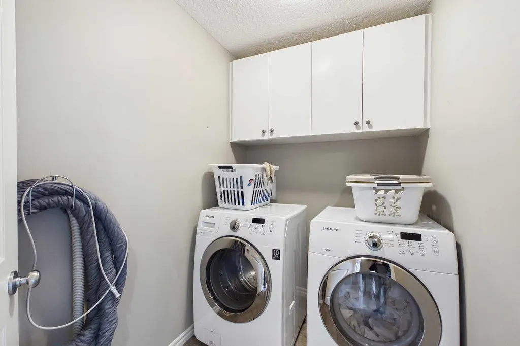 83 Redstone Gardens NE Calgary AB T3N 0J8