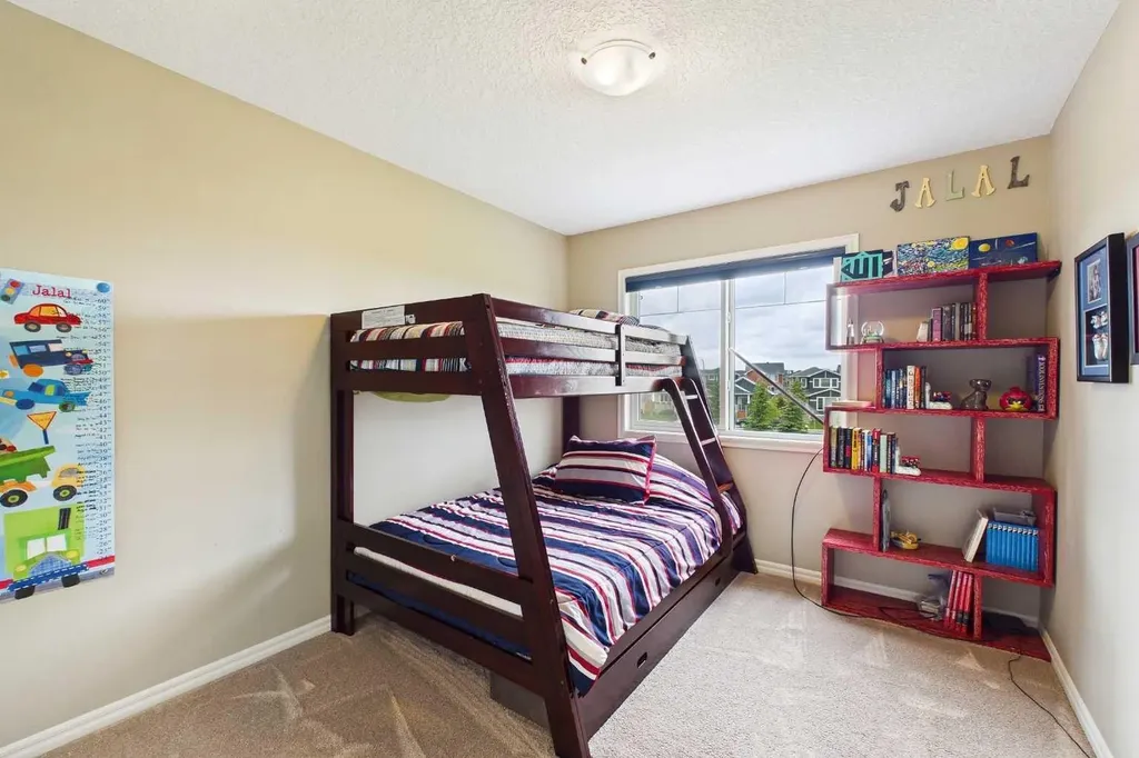 83 Redstone Gardens NE Calgary AB T3N 0J8